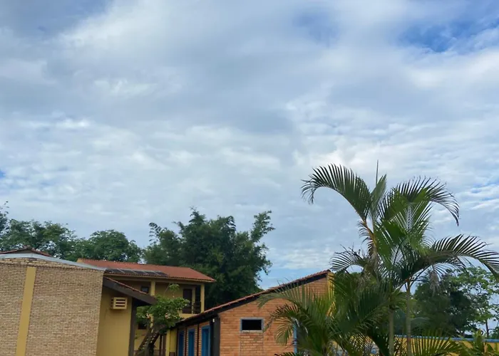 Pousada Hotel Pequizeiro Chapada dos Guimarães